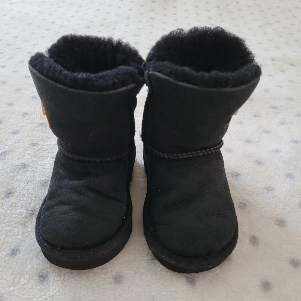 UGG Winter Boots for a Toodler Size 6